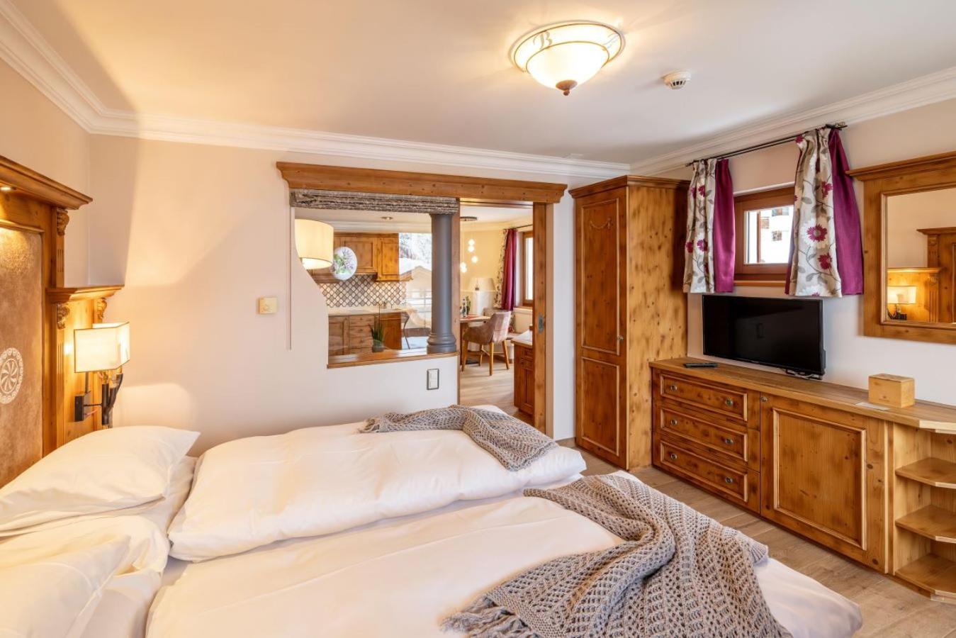 Belarosa & Wellness Hotel